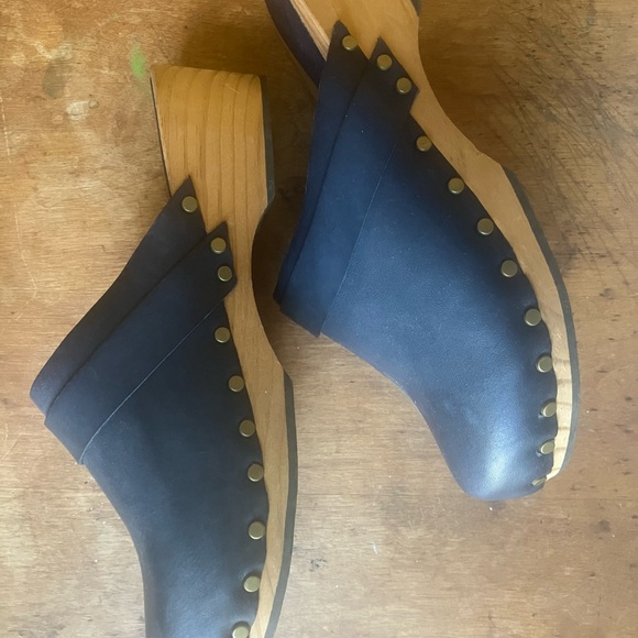 Lisa b. Navy clogs, almost new, size 38 - Picture 6 of 8